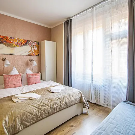 Old Town Rybna By Ruterra Apartamento *